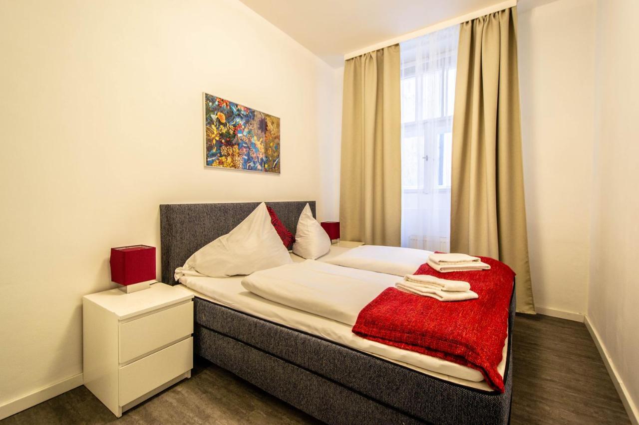 Labyrinth Apartments By Ruterra Praga Exterior foto